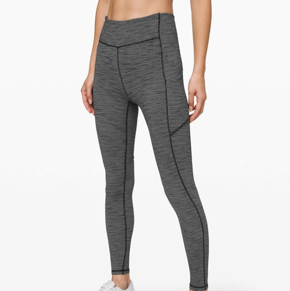 Lululemon Speed Up Tight 28" - Sz 6 - Picture 2 of 12